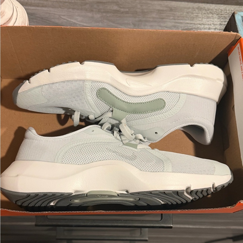 Nike Women's Light Sage In-Season TR 13Athletic Sneakers - Picture 3 of 5